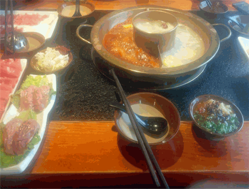 沸辣生態(tài)老火鍋