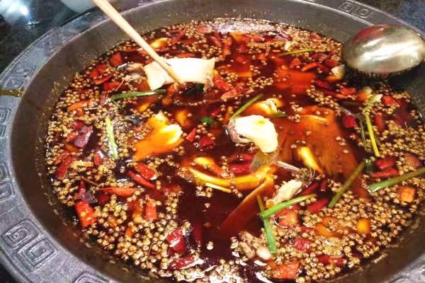 雍雅山房魚頭火鍋