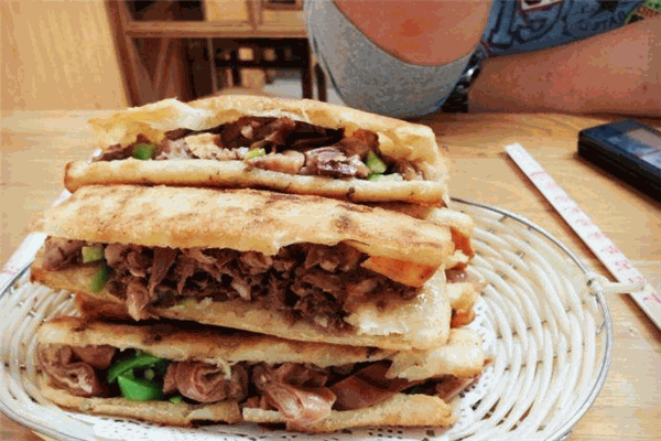 阿凡提驢肉火燒