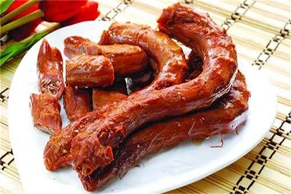 萬(wàn)隆鴨脖王