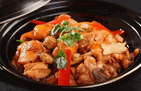 風(fēng)臨坊正宗黃燜雞米飯