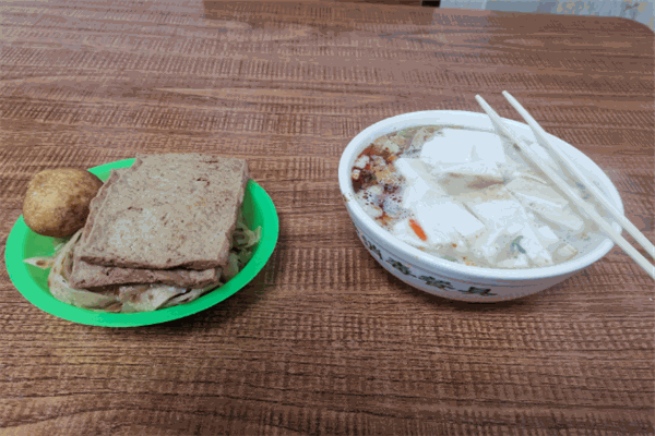 南關(guān)張記豆腐湯