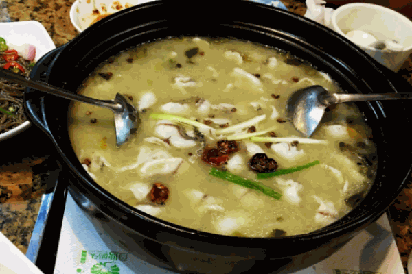 荷塘碼頭川味酸菜魚