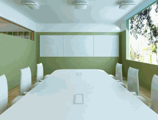 新窗口國(guó)際英語學(xué)校