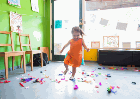 彩鷗思酷國(guó)際兒童成長(zhǎng)中心