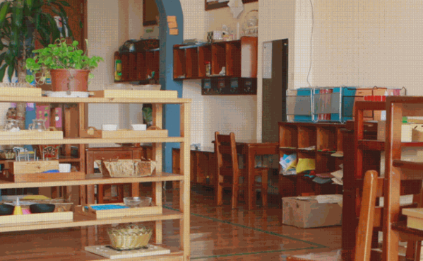 金色童年藝術(shù)培訓(xùn)中心