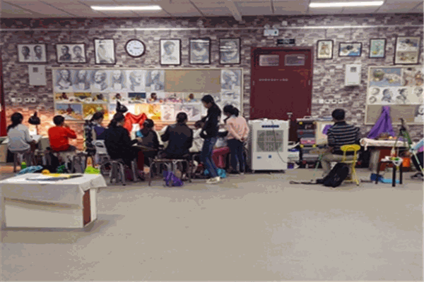 樂(lè)星空藝術(shù)教育