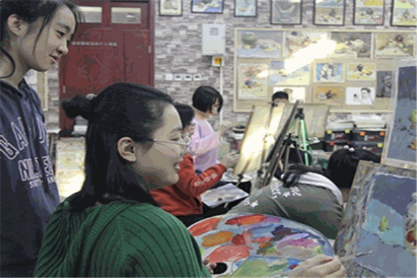 樂(lè)星空藝術(shù)教育