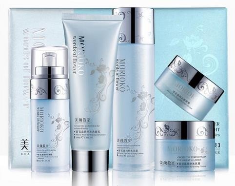 美顏教室化妝品