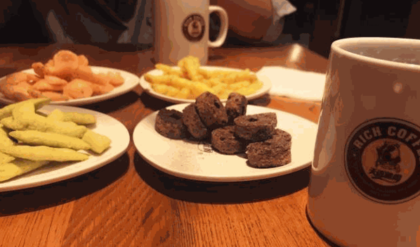 天語(yǔ)雅閣咖啡