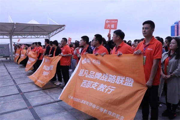 女王志產(chǎn)后恢復(fù)