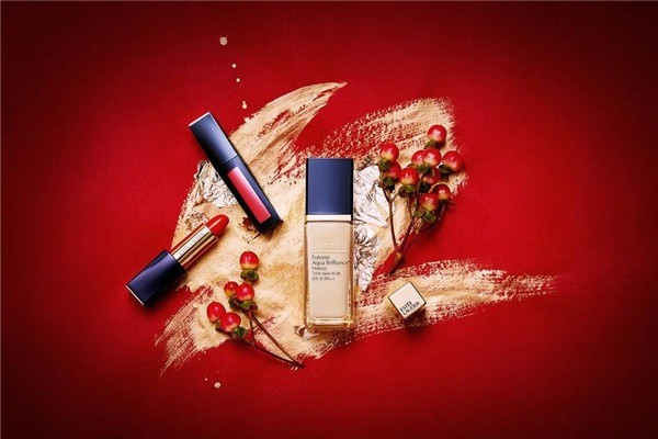 雅詩蘭黛化妝品