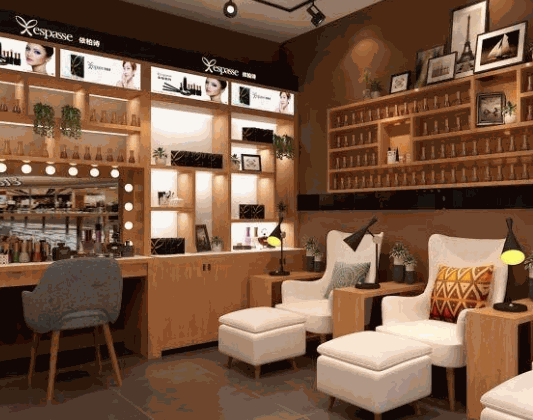 依柏詩美甲美膚體驗館