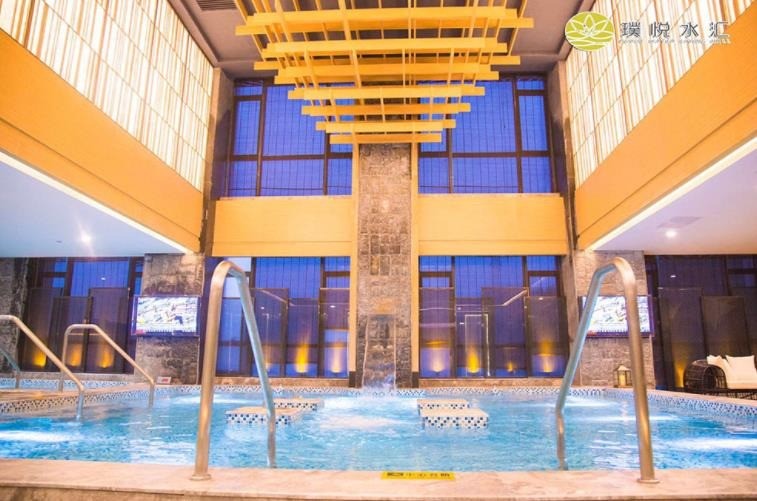 許昌三鼎華悅大酒店