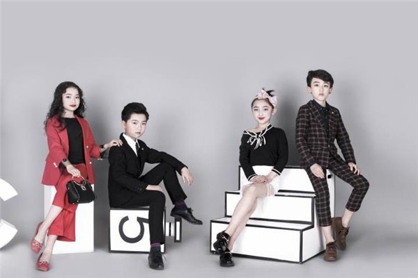 朵雅時(shí)尚模特培訓(xùn)學(xué)校