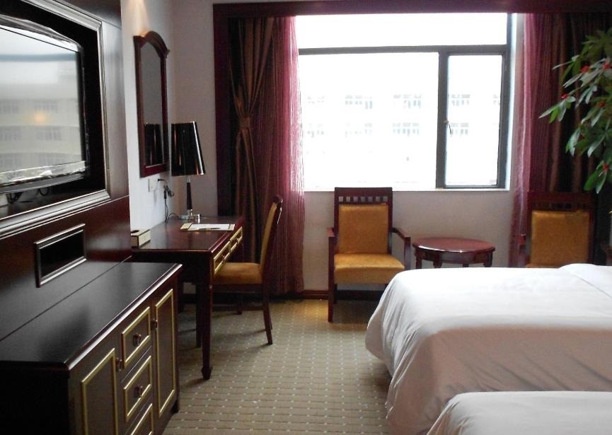 皇廷國(guó)際大酒店