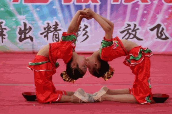 藝佳藝術(shù)培訓(xùn)中心