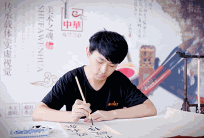 禾貝美術(shù)教育