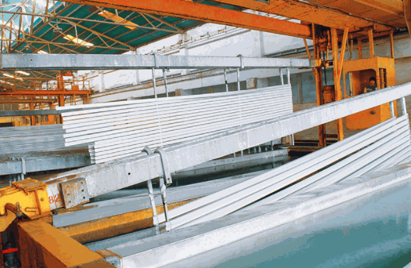 興發(fā)鋁業(yè)