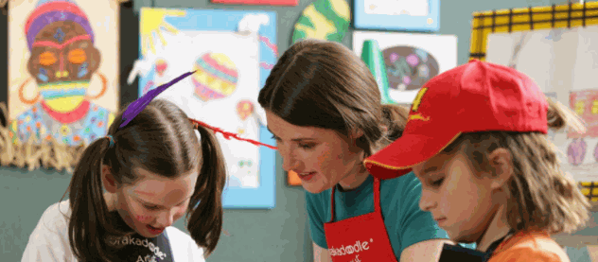 艾涂圖國際兒童美術(shù)中心