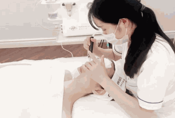 Mirror鏡面皮膚管理