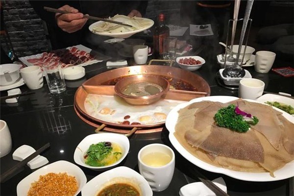 過(guò)江龍火鍋