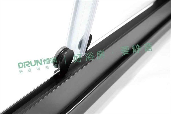 德潤(rùn)淋浴房