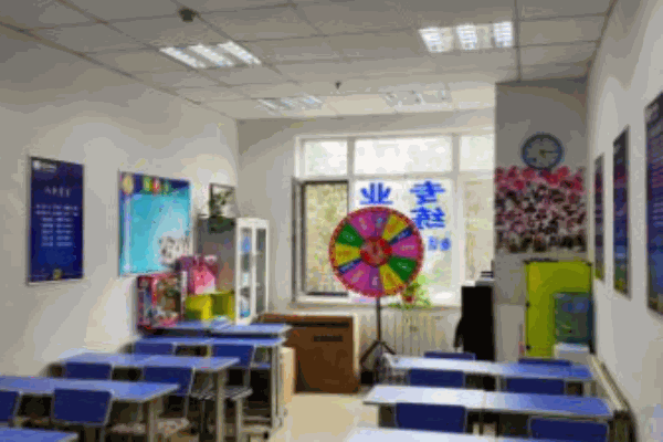 世紀國剛專業(yè)練字機構(gòu)