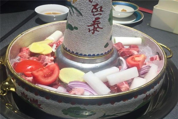 阿熙泰冰煮羊火鍋