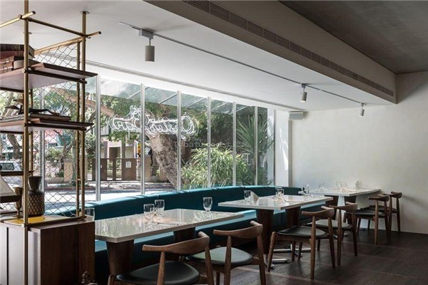 避風塘港式茶餐廳