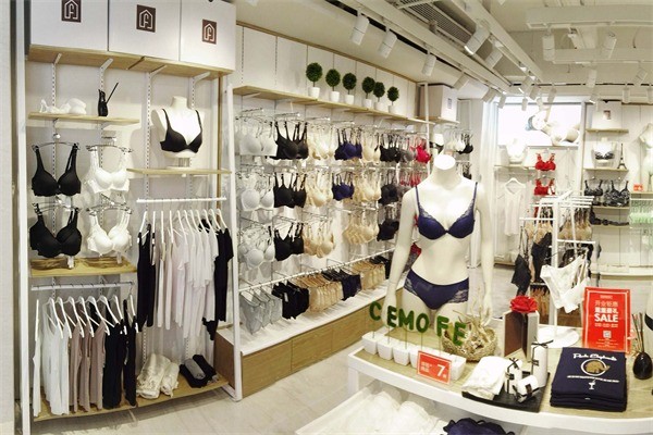 詩(shī)曼芬內(nèi)衣