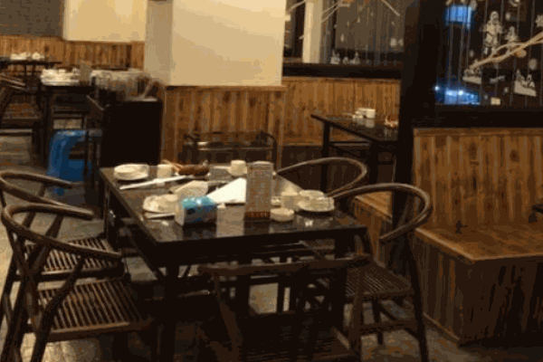 龍嘯養(yǎng)生食府