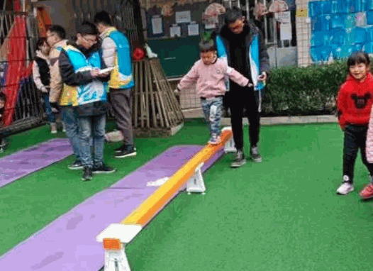 陽(yáng)光雙語(yǔ)藝術(shù)幼兒園