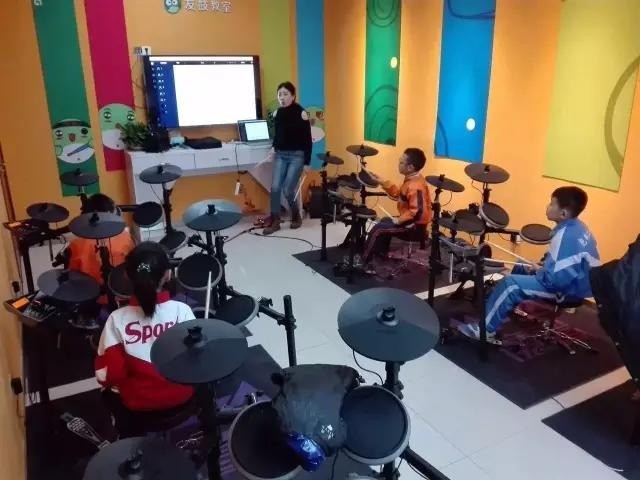 美得理友鼓智能音樂教育