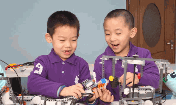 賽博銳思機器人教育