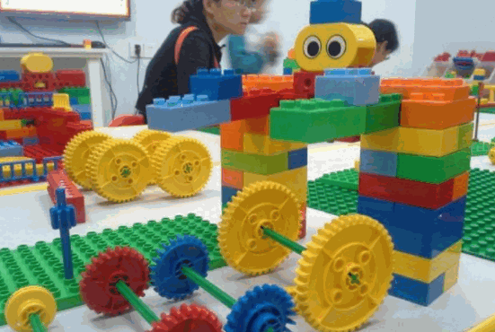 想象粒樂高科學探索中心