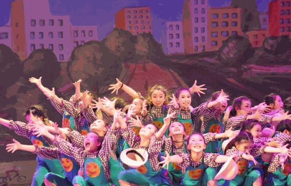 小蘋果少兒美術(shù)