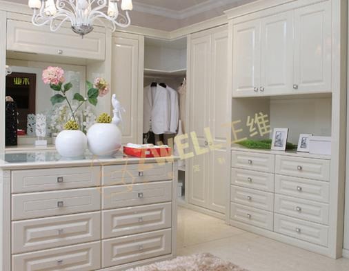 正維櫥柜