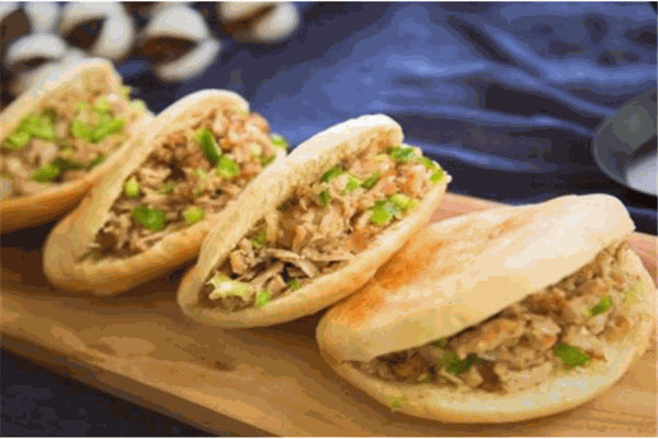 令發(fā)白吉饃