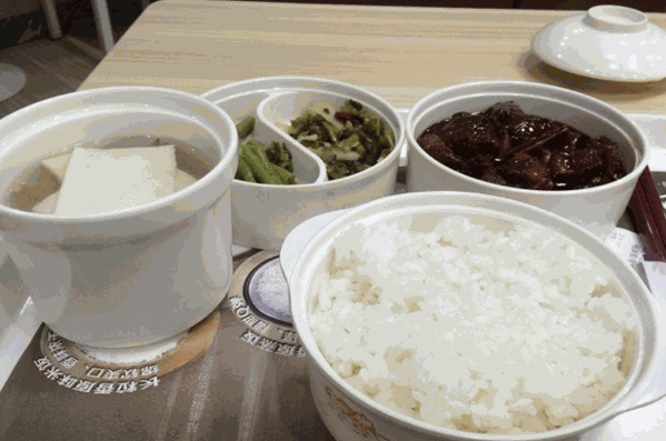 優(yōu)米一家快餐