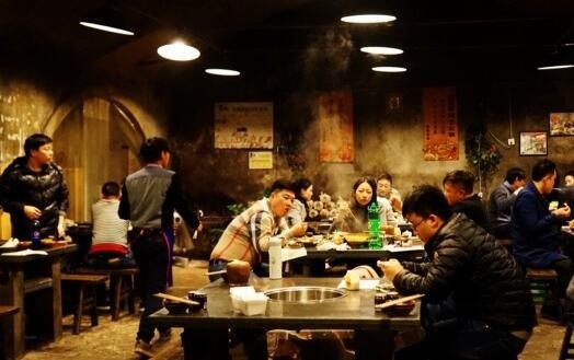 歪館老同學(xué)火鍋