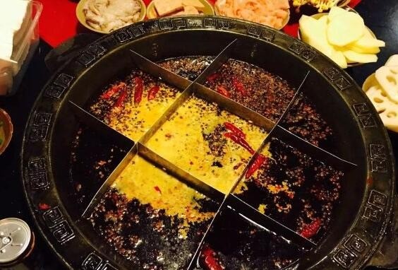 歪館老同學(xué)火鍋