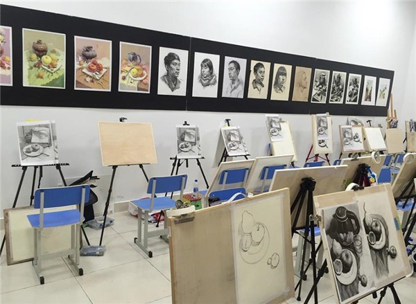 鑄彩美術(shù)培訓(xùn)學(xué)校