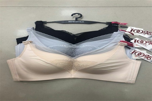 百分百內(nèi)衣