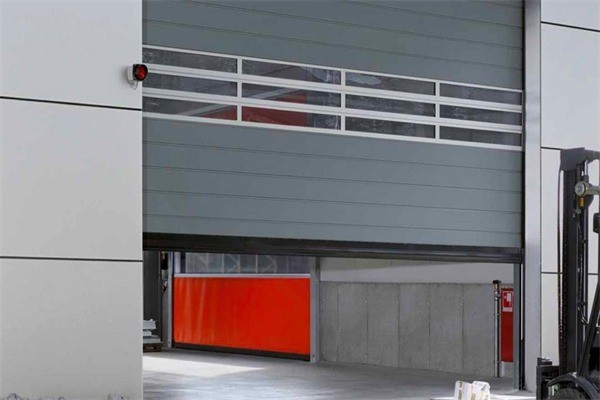 盛達(dá)木門(mén)