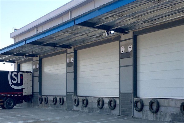 盛達(dá)木門(mén)