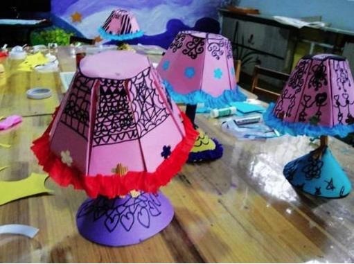 藍(lán)色天空少兒美術(shù)