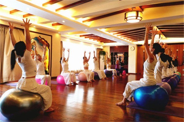 美儷阿薩娜瑜伽學(xué)校