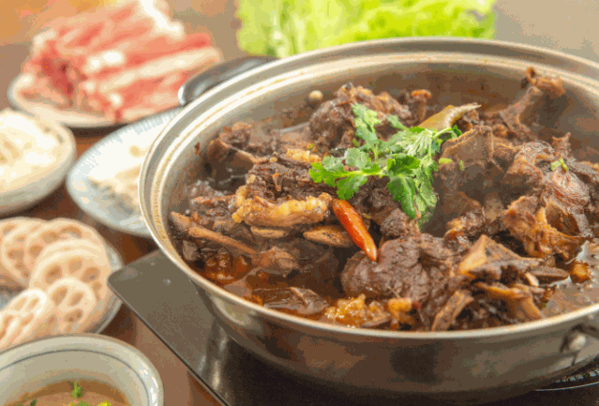 燕翔羊蝎子火鍋