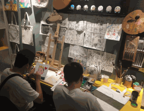 奇幻美術(shù)體驗館